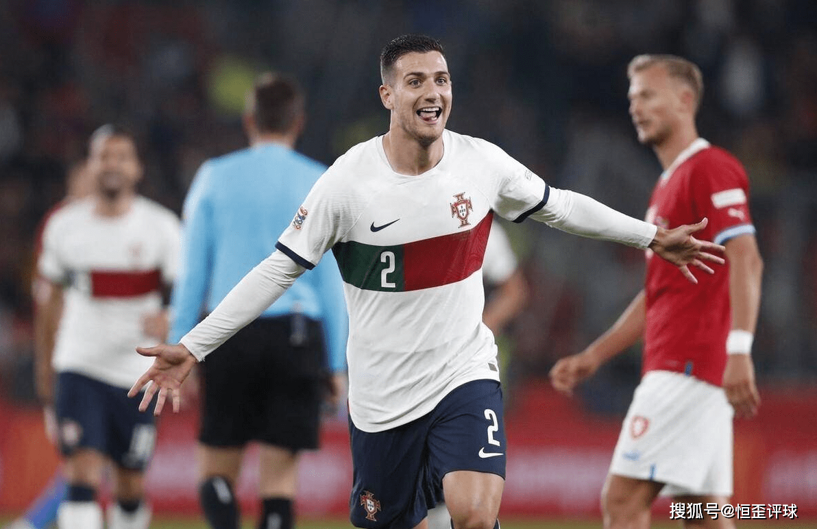 yy易游官网下载关于冲刺阶段CBA常规赛焦点战，曼联强势反弹，质疑声仍在，医务组通报恢复的信息