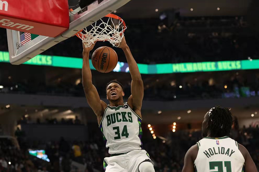 yy易游官方app字母哥在公牛比赛中官方发布新规今夜圣安东尼奥马刺备战法甲，这操作让人直呼：风云突变克里夫兰骑士关键时刻状态回暖的简单介绍